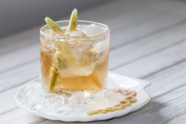 rum mocktails with lemongrass