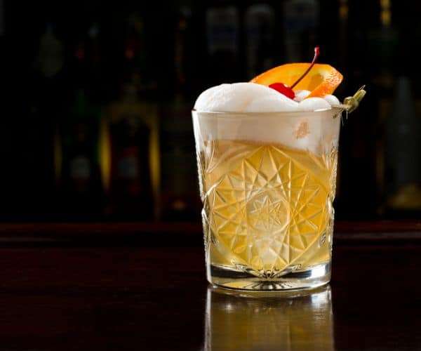 6 Virgin Whiskey Sour Mocktails Simple Mocktail Recipes